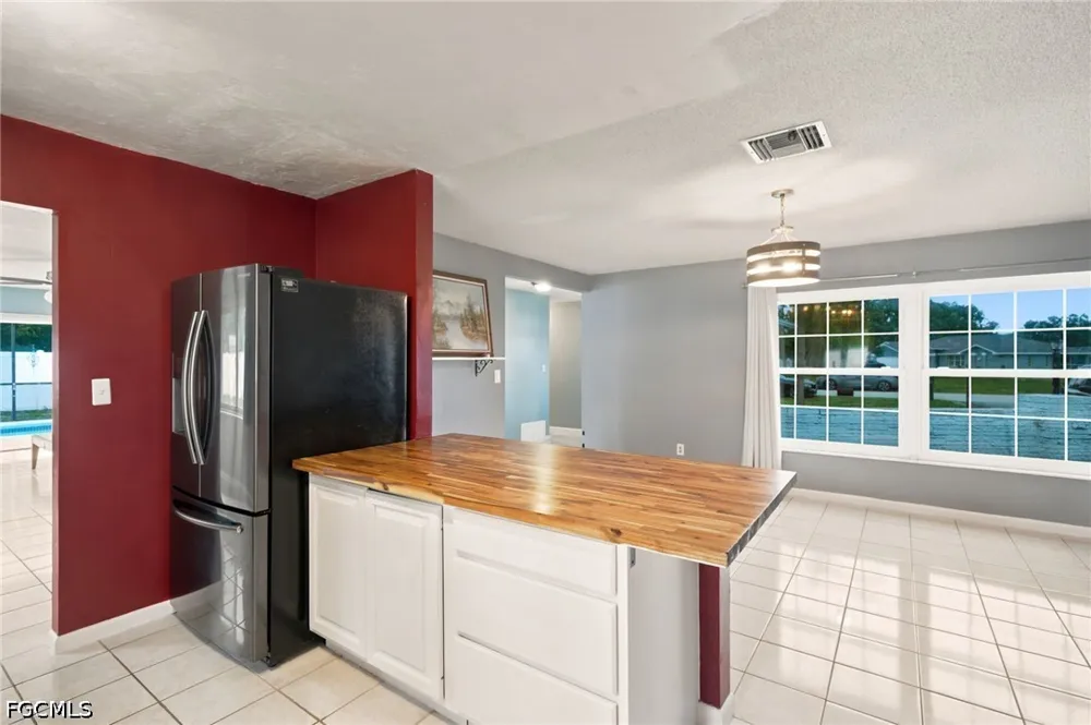 Hollywood Street Lehigh Acres, FL 33936
