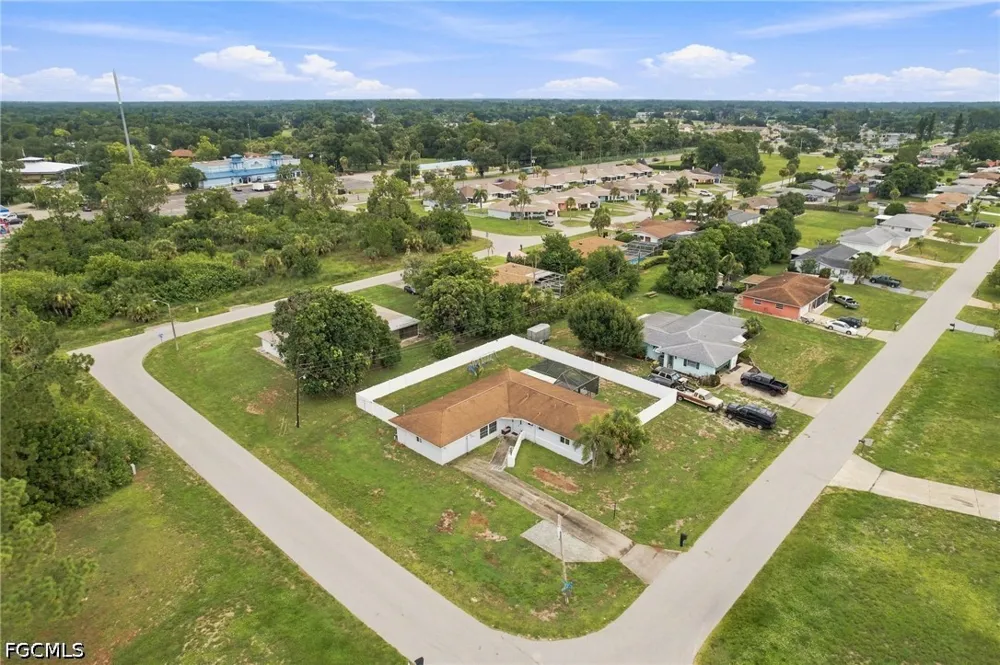 Hollywood Street Lehigh Acres, FL 33936