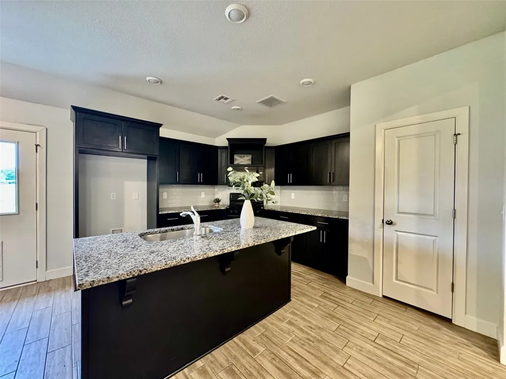 8713 63rd East Avenue Owasso, OK 74055