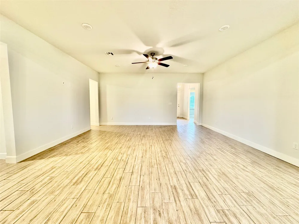 8713 63rd East Avenue Owasso, OK 74055