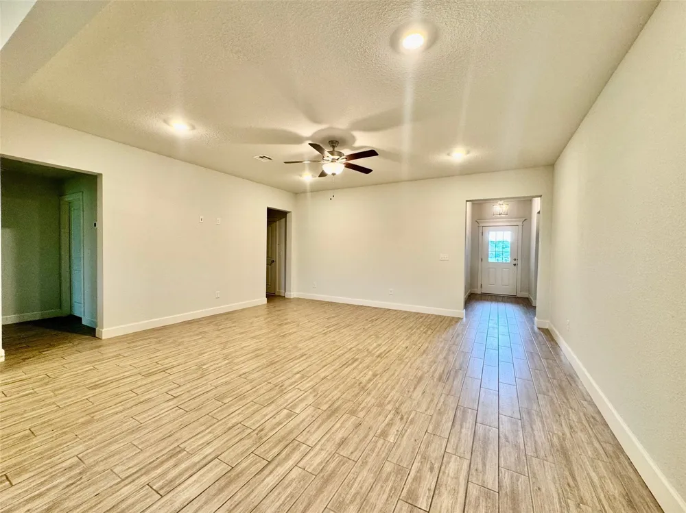 8713 63rd East Avenue Owasso, OK 74055