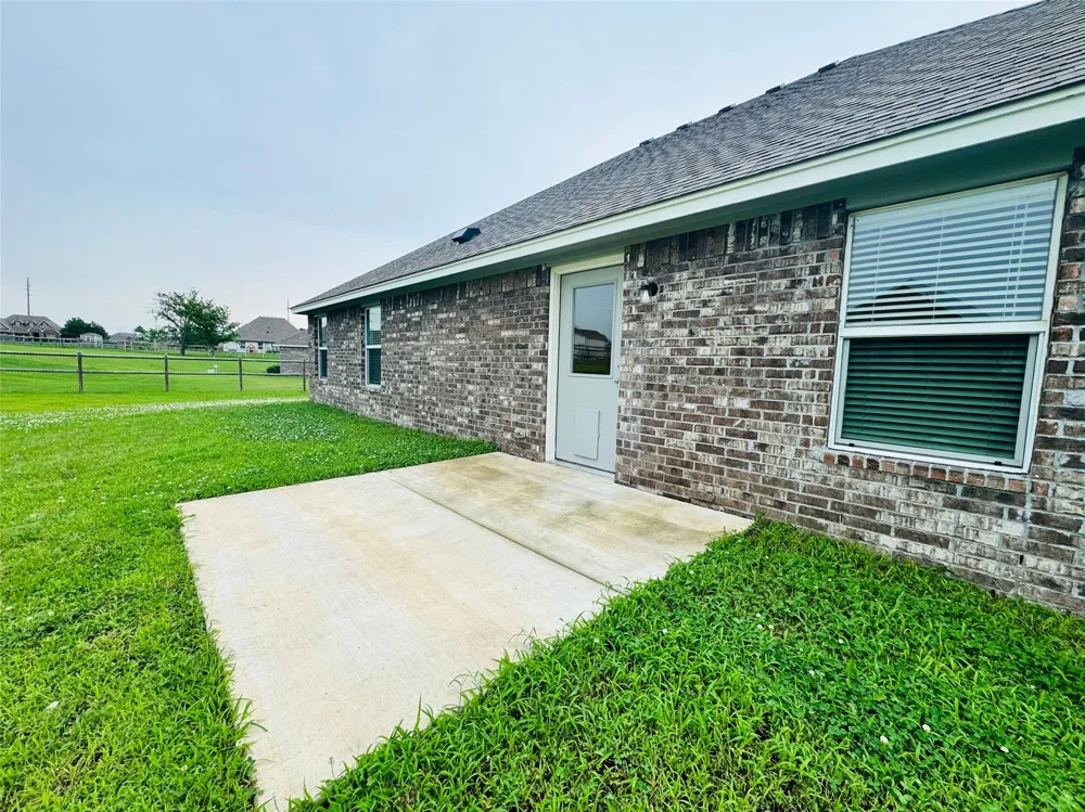 8713 63rd East Avenue Owasso, OK 74055