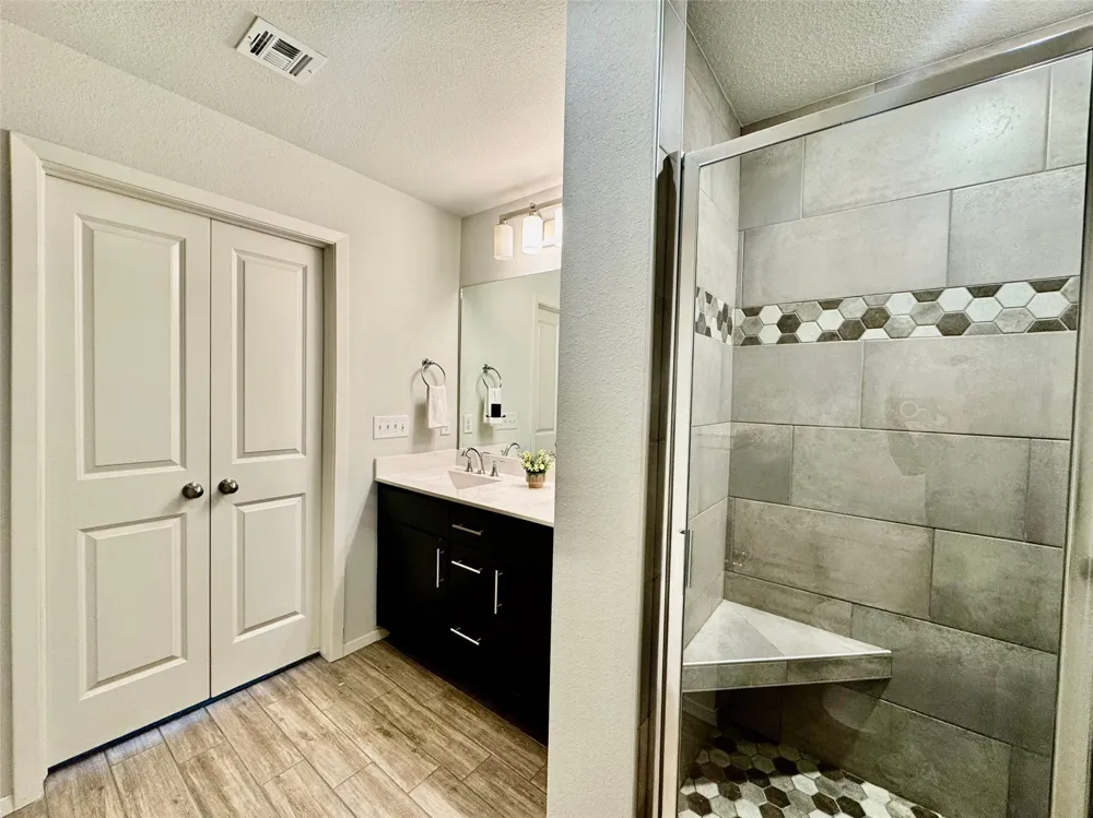8713 63rd East Avenue Owasso, OK 74055