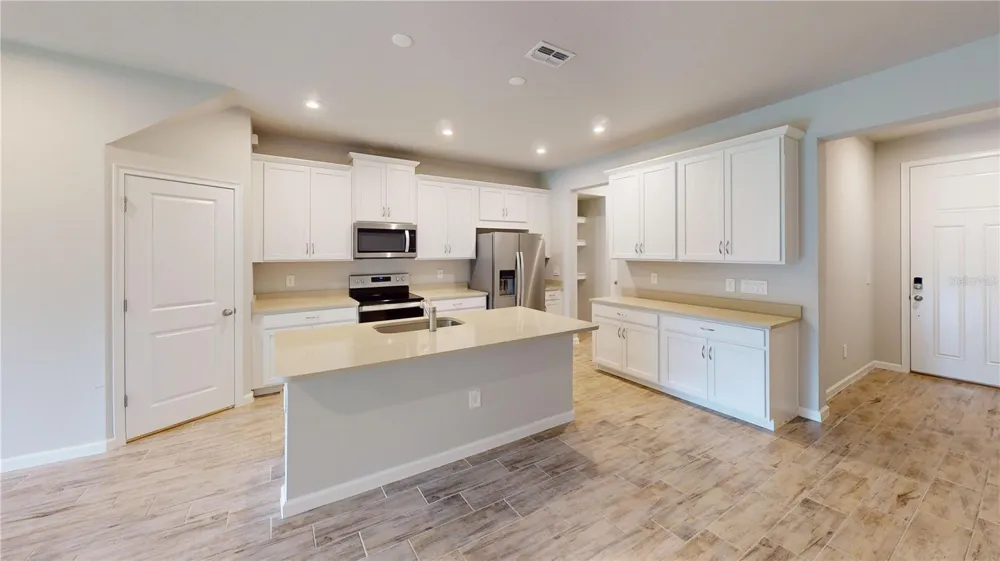 26130 FANTASY SKY LANE Lutz, FL 33559