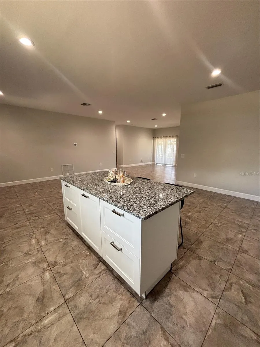 5119 RILMA AVENUE Sarasota, FL 34234