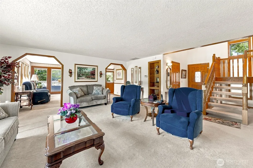 3328 124th Avenue Ct E Edgewood, WA 98372