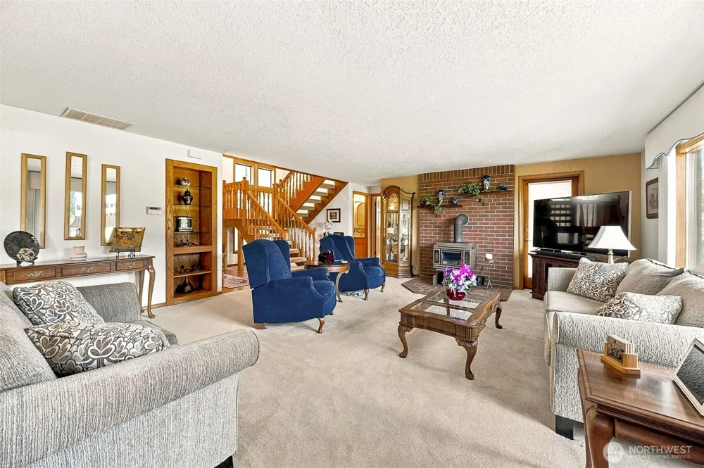 3328 124th Avenue Ct E Edgewood, WA 98372