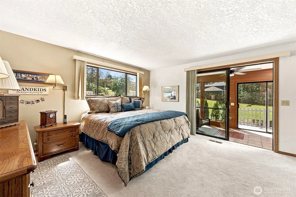 3328 124th Avenue Ct E Edgewood, WA 98372