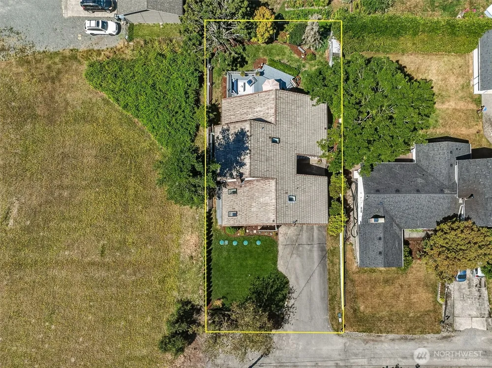 3328 124th Avenue Ct E Edgewood, WA 98372