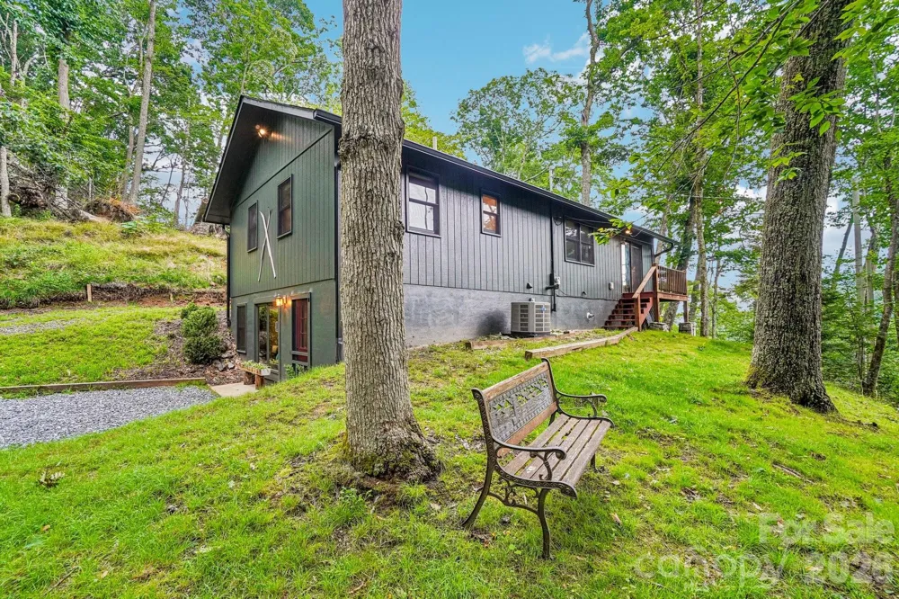 673 Chestnut Lane Mars Hill, NC 28754