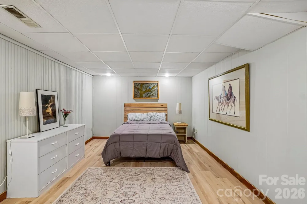 673 Chestnut Lane Mars Hill, NC 28754
