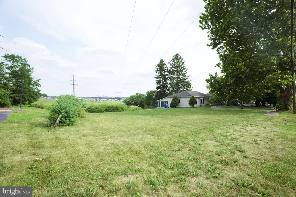 1020 HANOVER ROAD York, PA 17408
