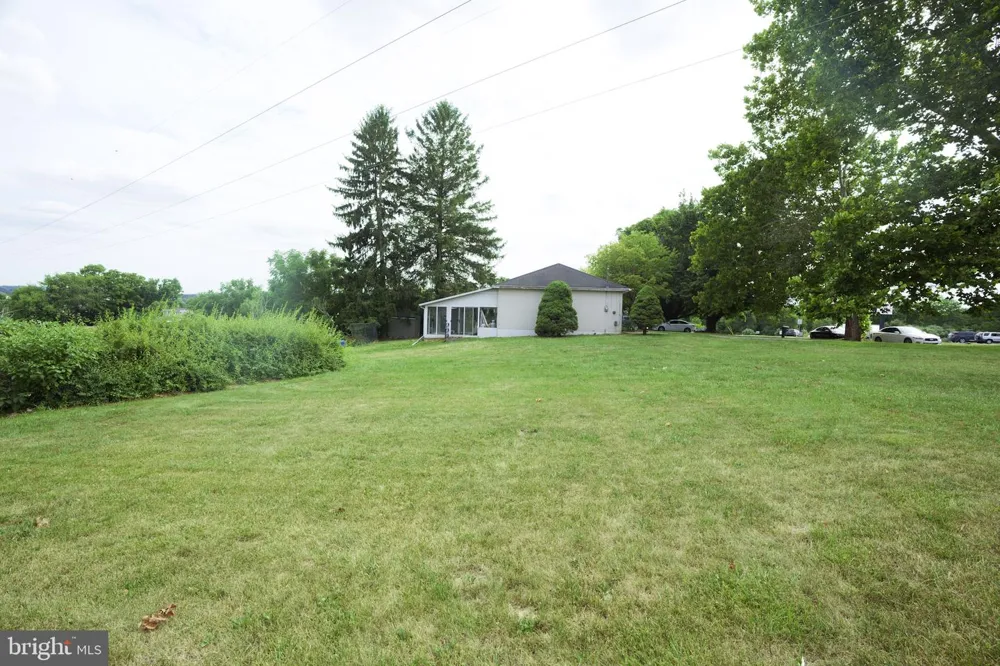 1020 HANOVER ROAD York, PA 17408