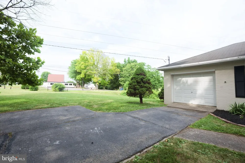 1020 HANOVER ROAD York, PA 17408