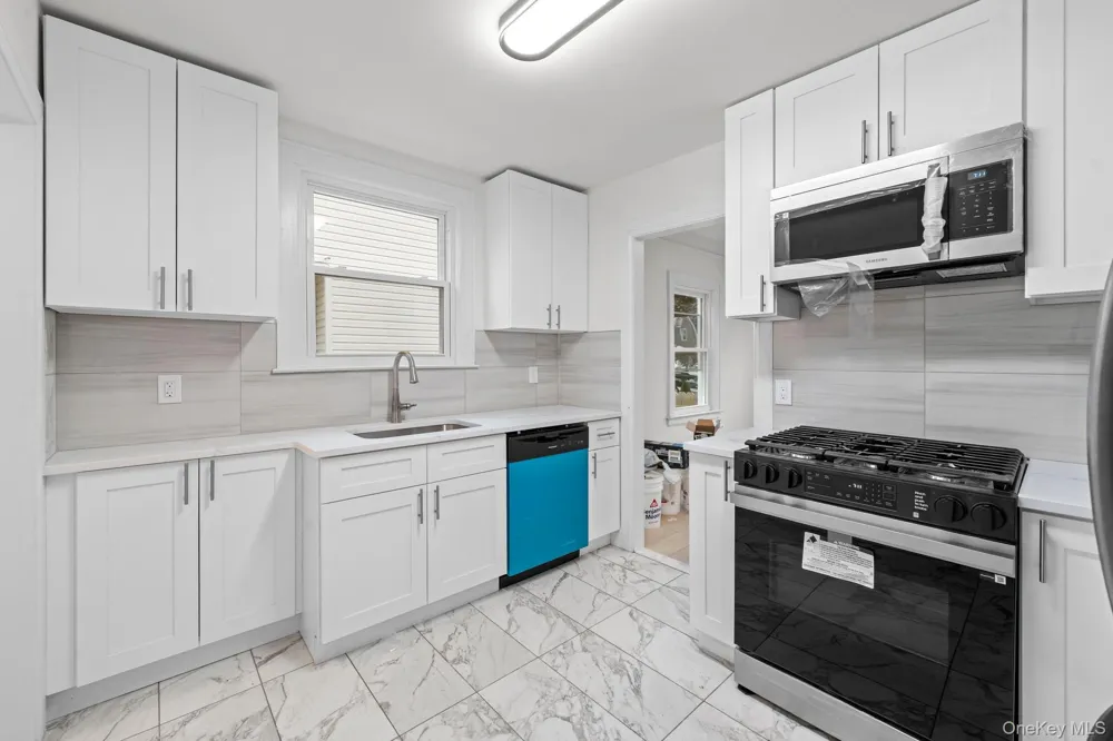 2 Fordham Place Hempstead, NY 11550