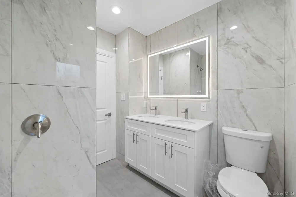 2 Fordham Place Hempstead, NY 11550
