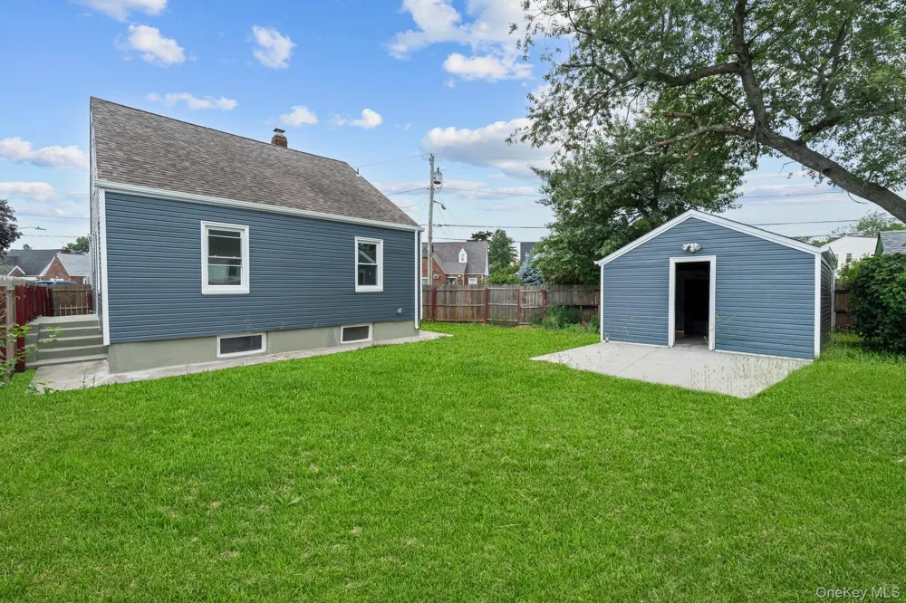 2 Fordham Place Hempstead, NY 11550
