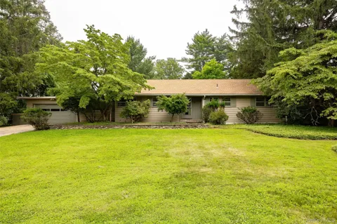 18 Flower Hill Road