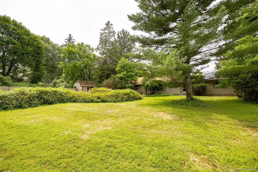 18 Flower Hill Road Poughkeepsie, NY 12603