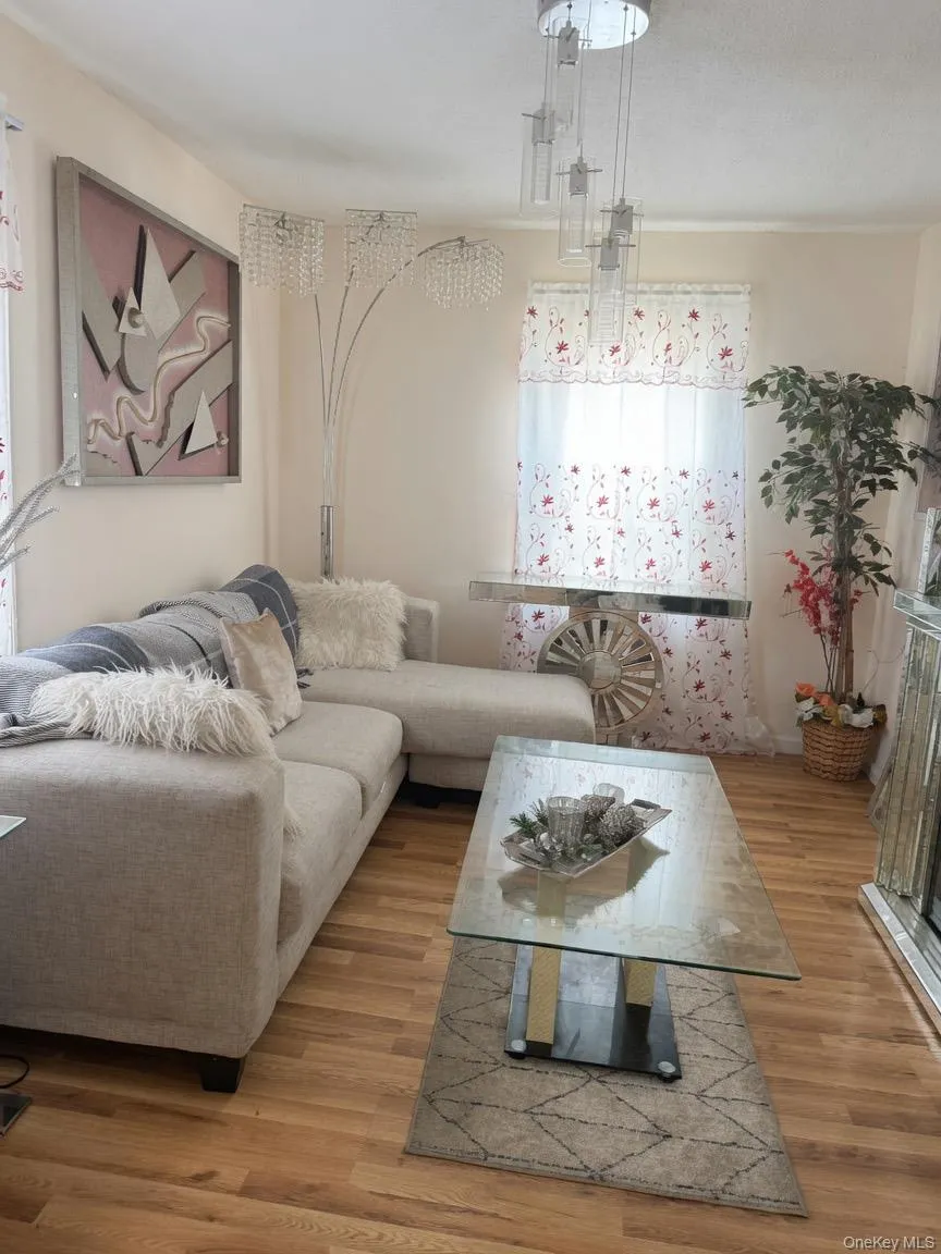 36 Division Avenue Spring Valley, NY 10977