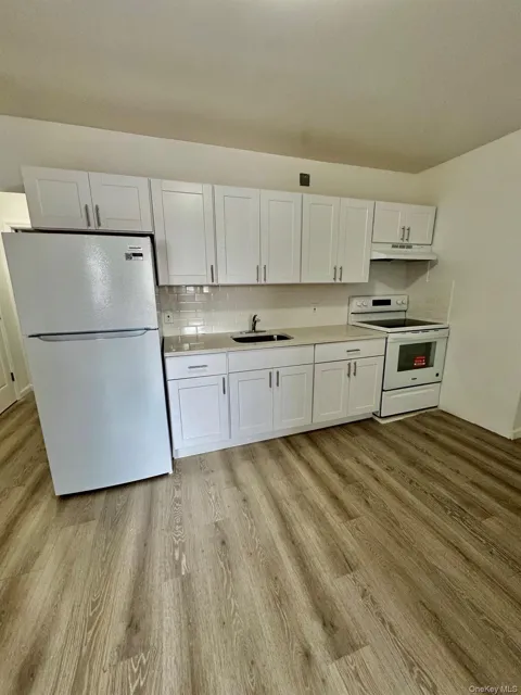 320 Jericho Turnpike #2B