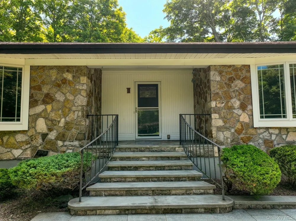 7 Old Mine Road Brewster, NY 10509