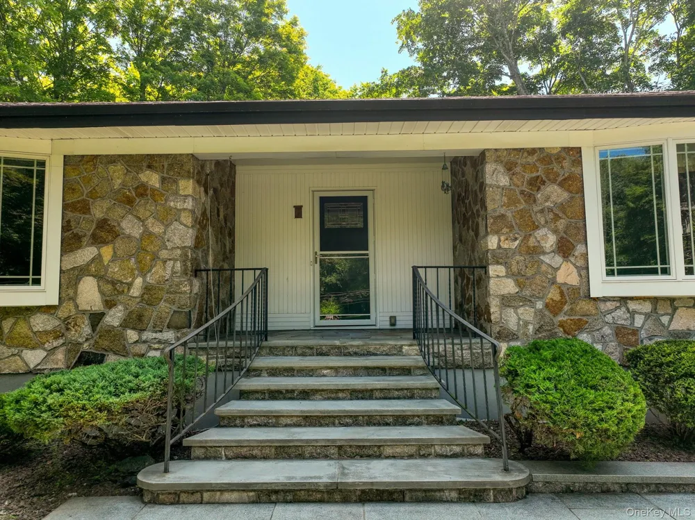 7 Old Mine Road Brewster, NY 10509