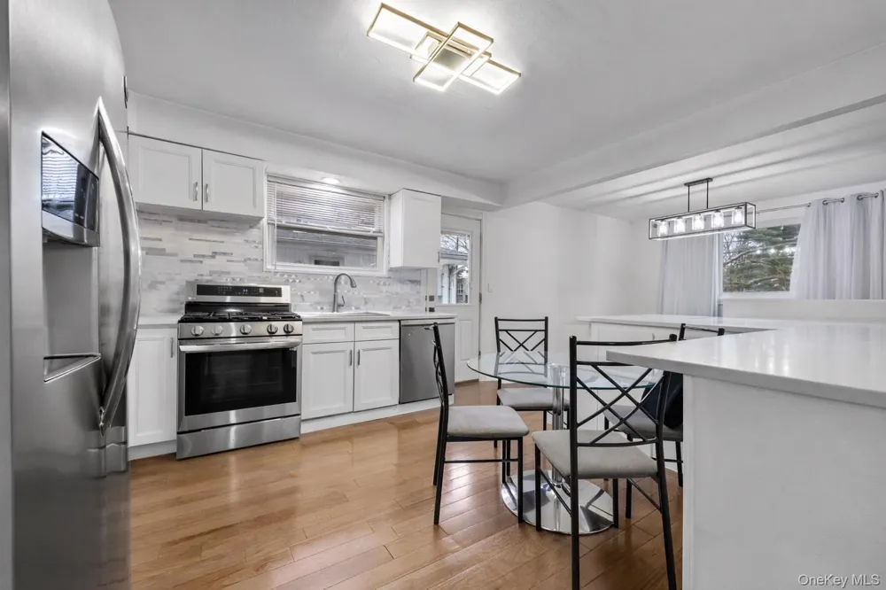 1016 Westwood Road Woodmere, NY 11598