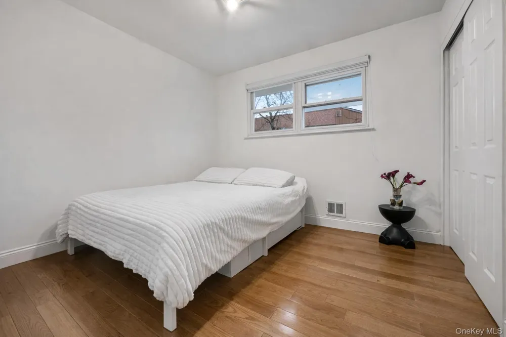 1016 Westwood Road Woodmere, NY 11598
