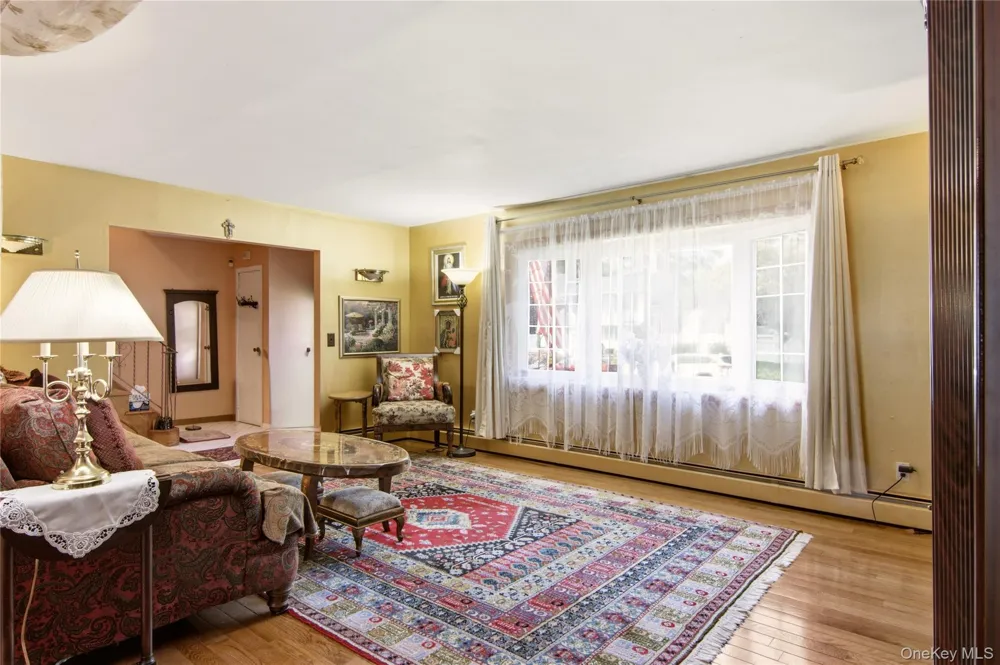 22 Clymer Street Port Jefferson Station, NY 11776