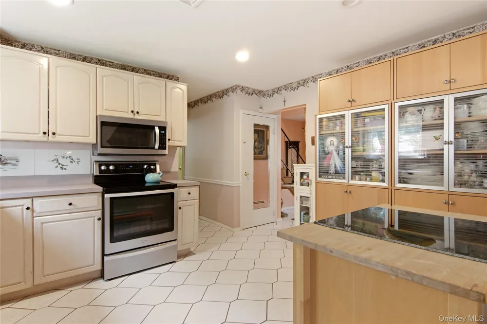 22 Clymer Street Port Jefferson Station, NY 11776