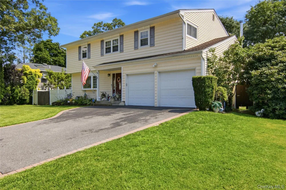 22 Clymer Street Port Jefferson Station, NY 11776