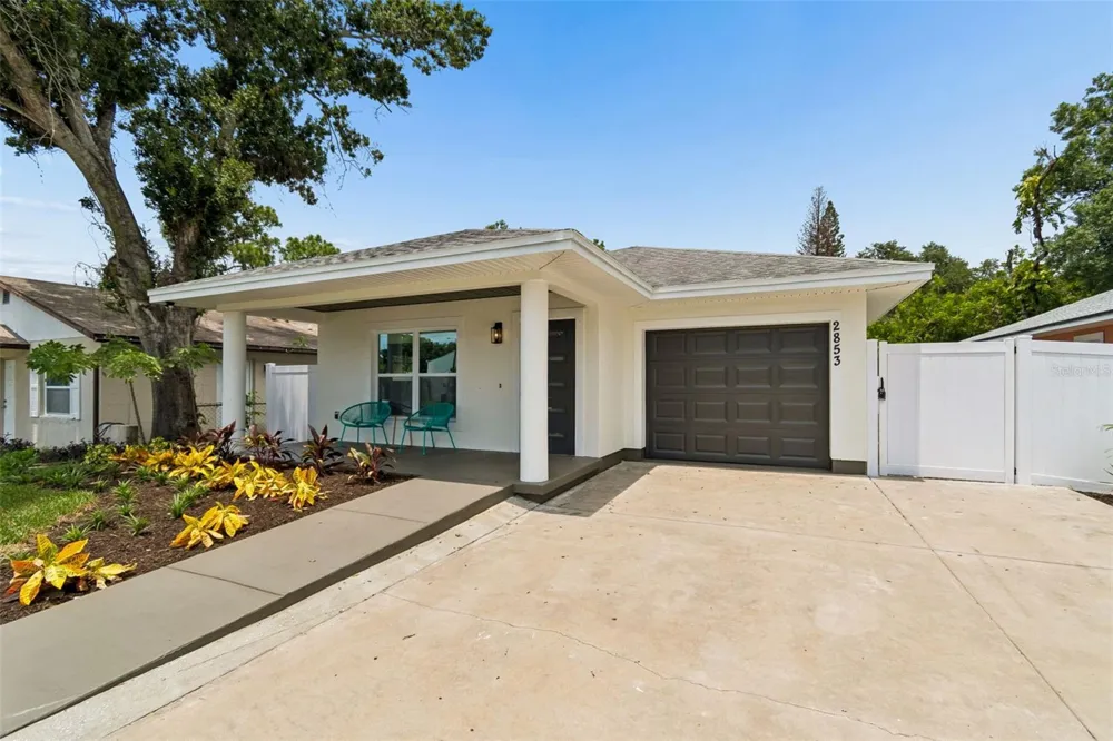 2853 35TH AVENUE St Petersburg, FL 33713