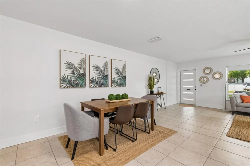 2853 35TH AVENUE St Petersburg, FL 33713