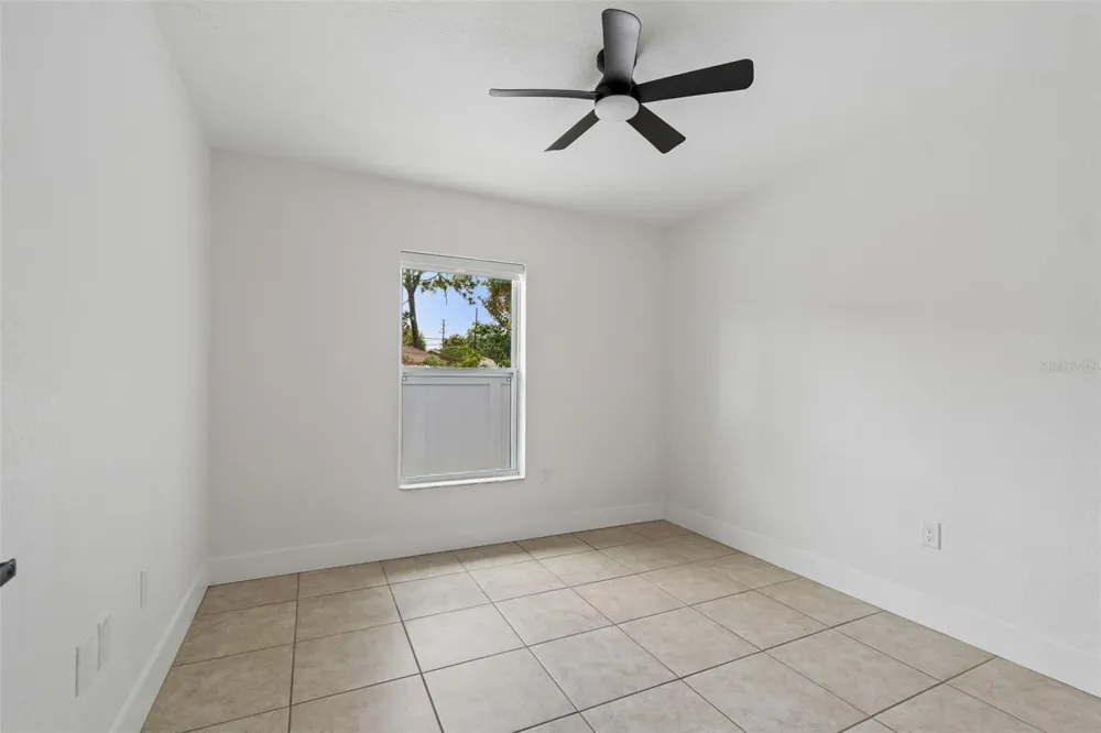 2853 35TH AVENUE St Petersburg, FL 33713
