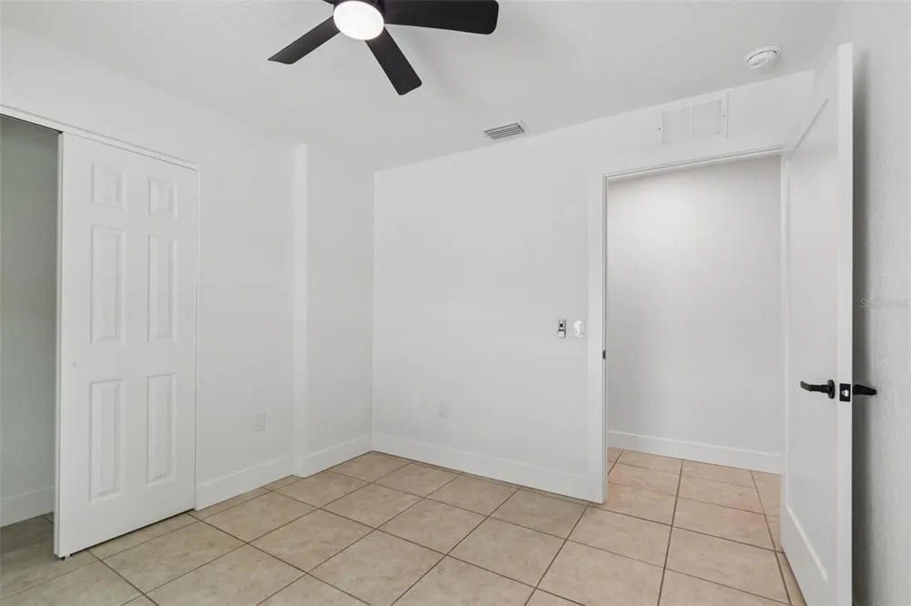 2853 35TH AVENUE St Petersburg, FL 33713