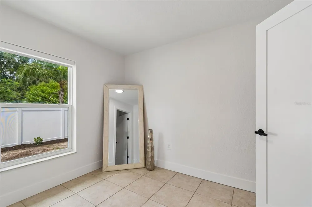 2853 35TH AVENUE St Petersburg, FL 33713