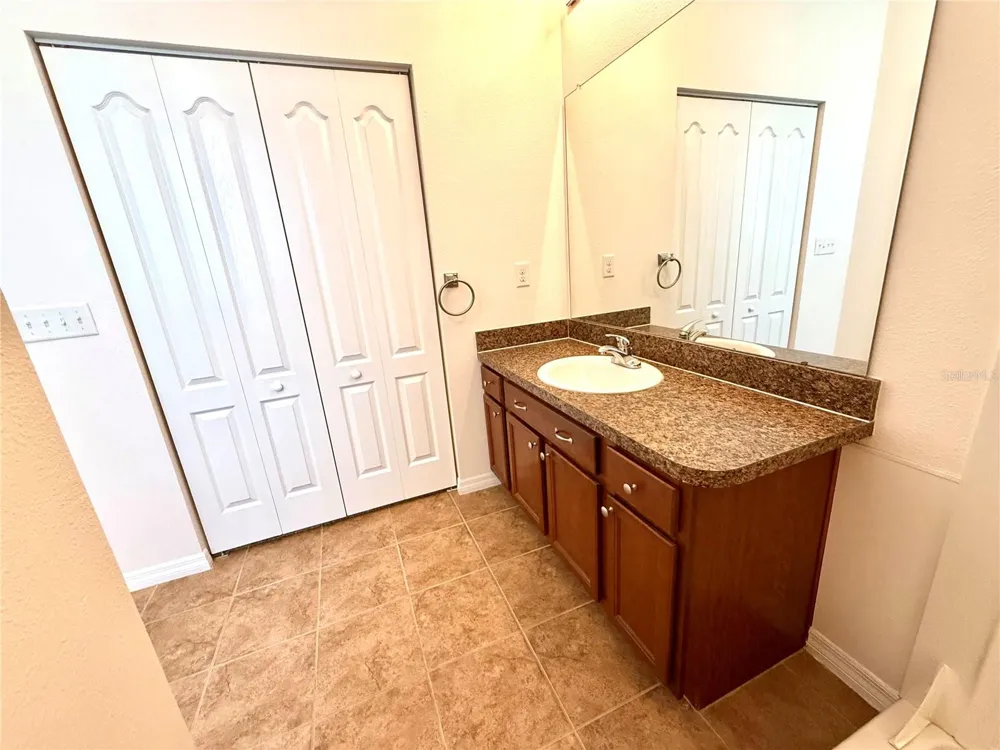 2616 WALDEN WOODS DRIVE Plant City, FL 33566