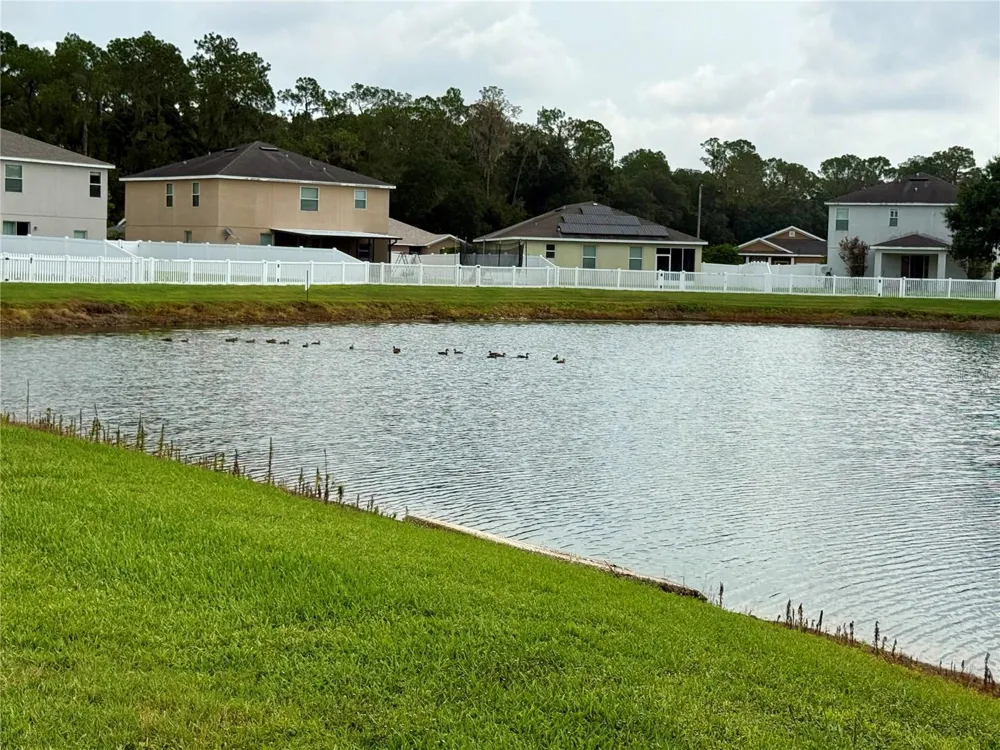 2616 WALDEN WOODS DRIVE Plant City, FL 33566