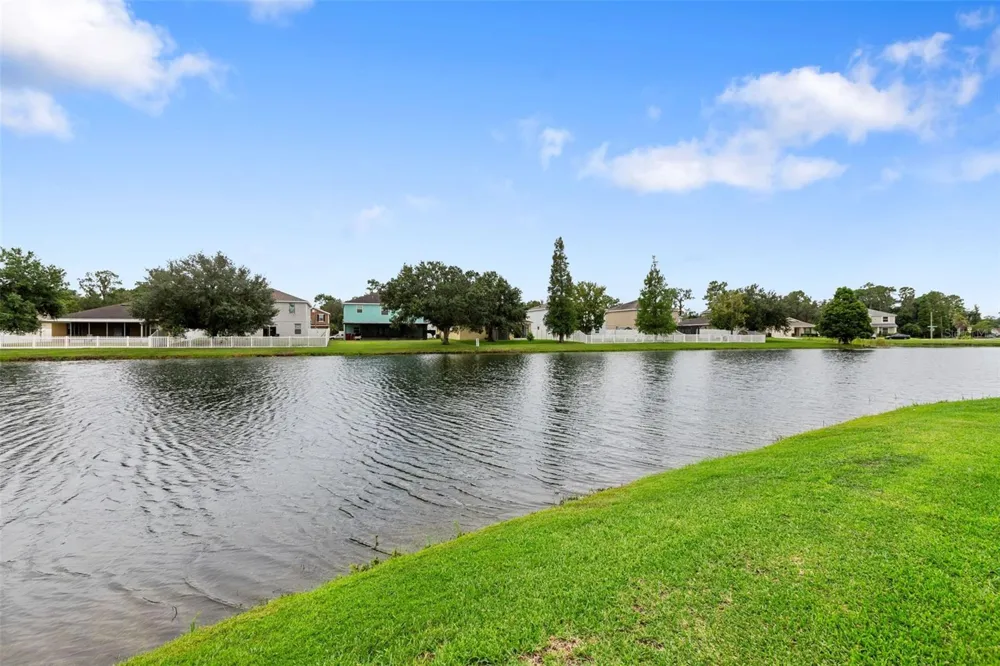 2616 WALDEN WOODS DRIVE Plant City, FL 33566