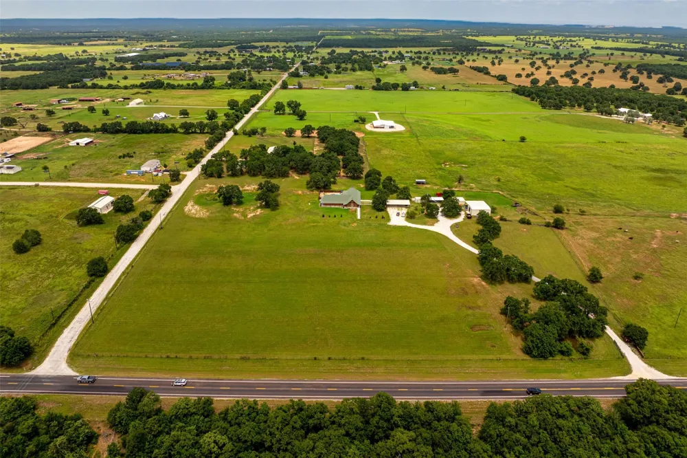 24087 S Fm 4 Lipan, TX 76462