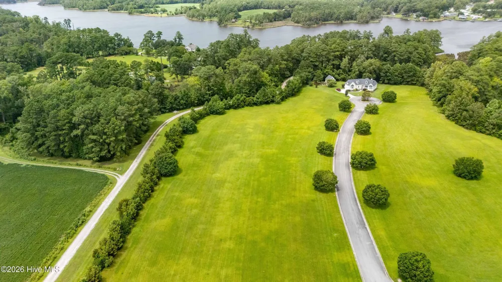 69 Elbert Lee Road Arapahoe, NC 28510