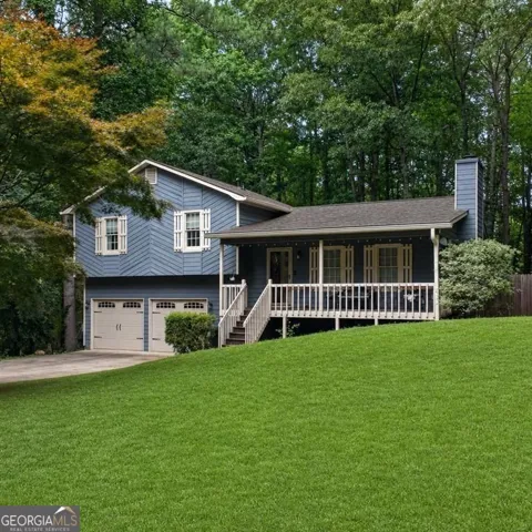 182 Highland DR