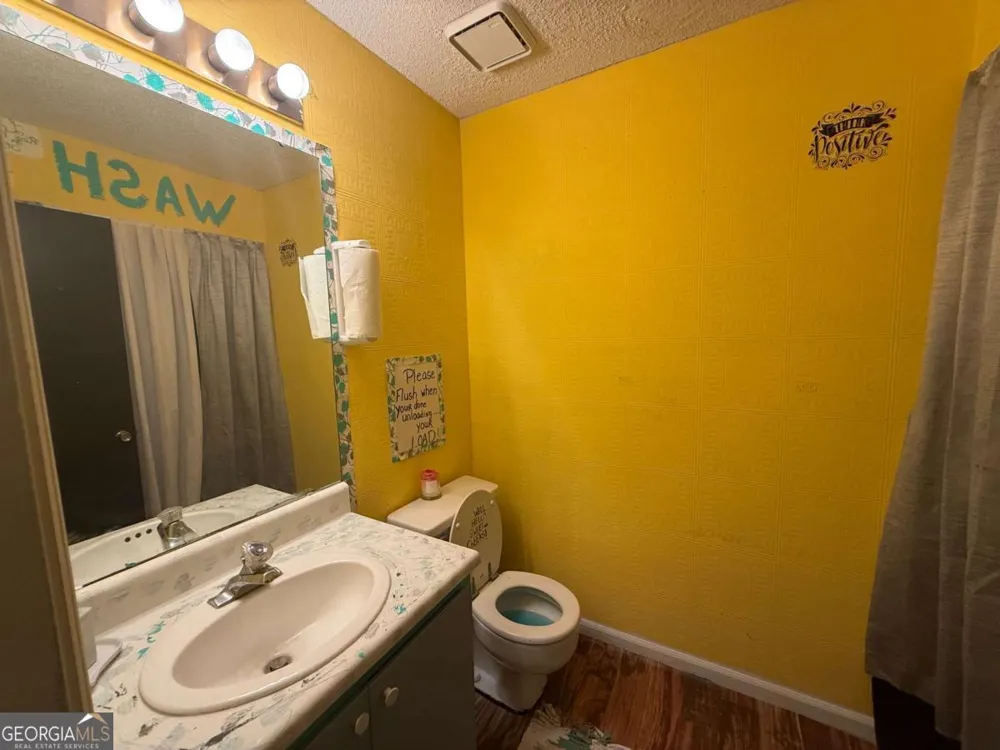 84 Hidden Lake CT Savannah, GA 31419
