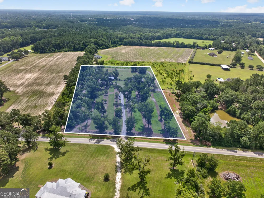 7086 Shiloh RD Hahira, GA 31632
