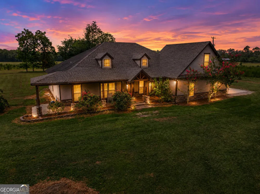 7086 Shiloh RD Hahira, GA 31632