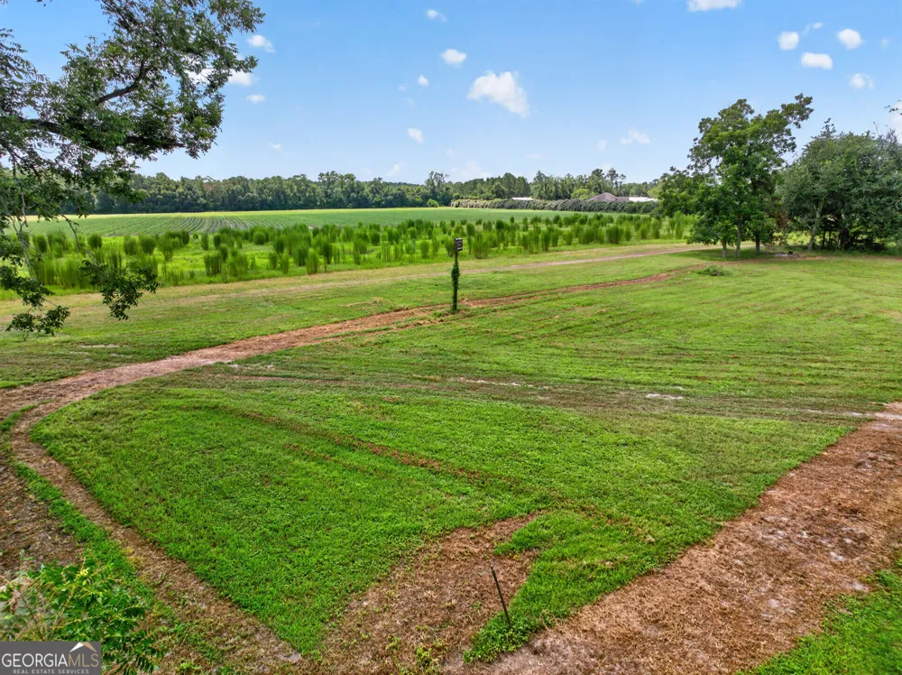 7086 Shiloh RD Hahira, GA 31632