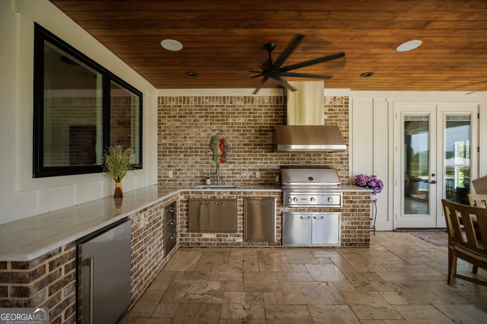 173 Circlestone DR Adel, GA 31620