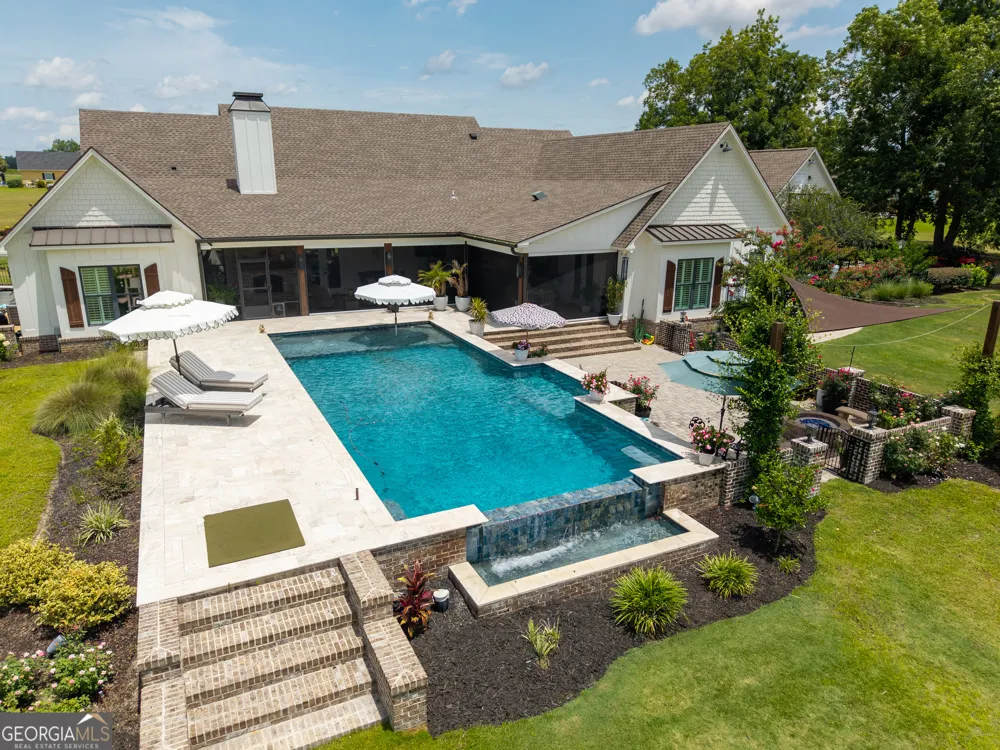 173 Circlestone DR Adel, GA 31620