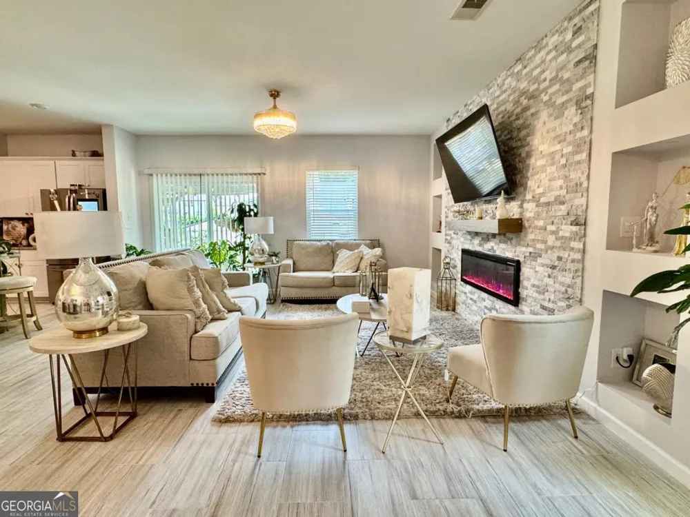 79 Blue River CT Pendergrass, GA 30567